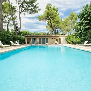 4* Hotel De Domaine Du Deves